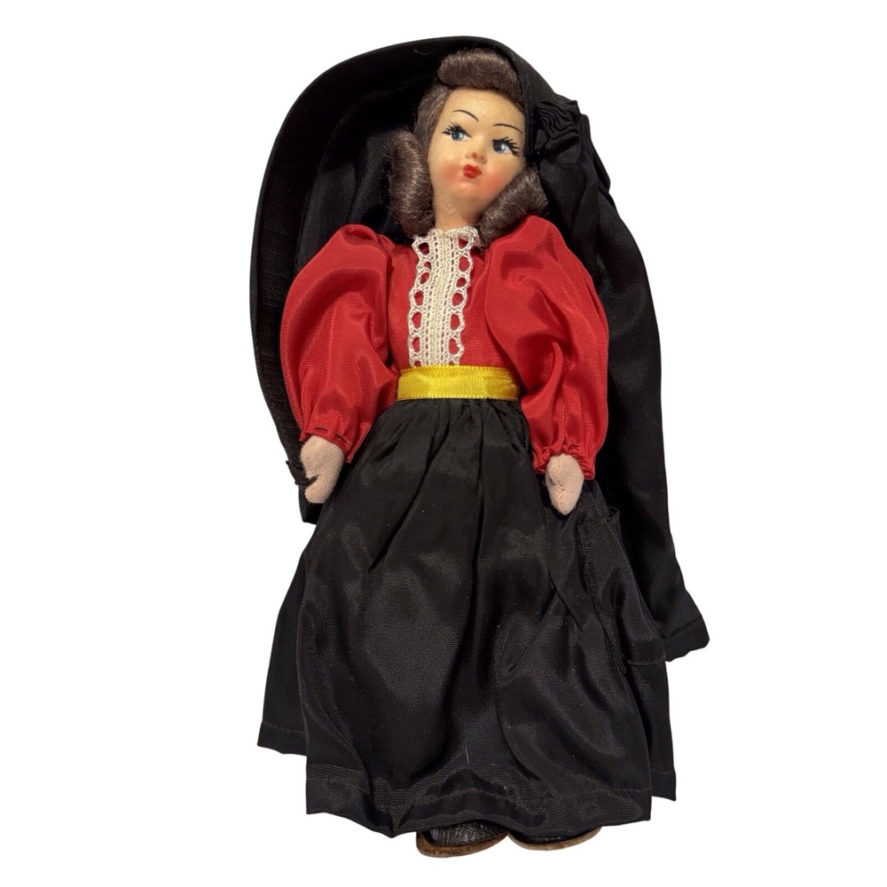 Ghonnella Natalie Doll Maltese National Vintage‎